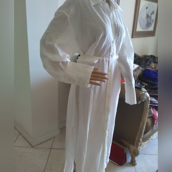 BNWT ZARA WHITE MAXI DRESS SZ. MED UNIQUE DRESS W/ BELT HIGH SLITS BEAUTY - Picture 9 of 14